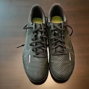 Nike Mercurial Vapor 13 football/soccer cleats size 7.5 boys gently used